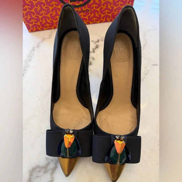 Tory Burch Black and Bronze Beetle Heels Rare - Picture 4 of 12